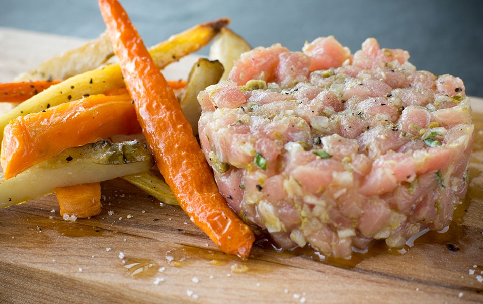 Trout and tarragon tartare with country-style fries